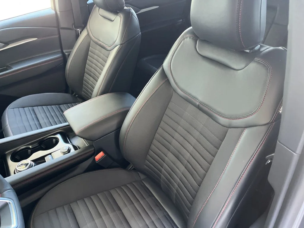 New 2026 Carbonized Gray Metallic Ford ST-Line image 12