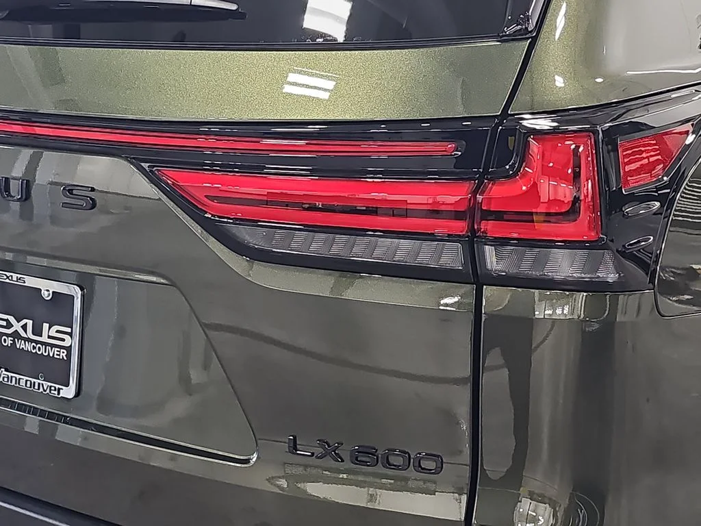 New 2026 Nori Green Pearl Lexus LUXURY image 31