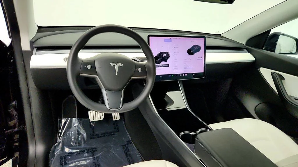 Used 2021 Solid Black Tesla Performance AWD w/ White & Black Premium Interior image 12