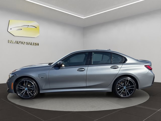 Used 2023 Skyscraper Grey Metallic BMW 330e xDrive image 4
