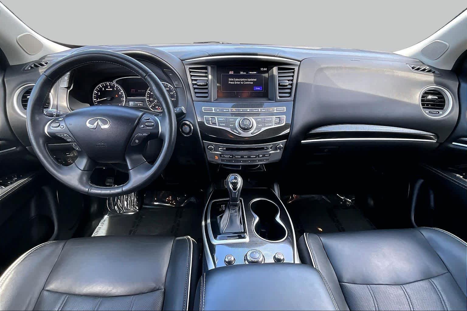 Used 2020 Majestic White INFINITI LUXE image 15