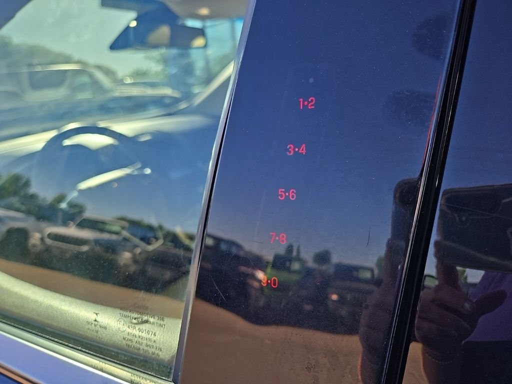 Used 2019 Blue Ford SEL image 27