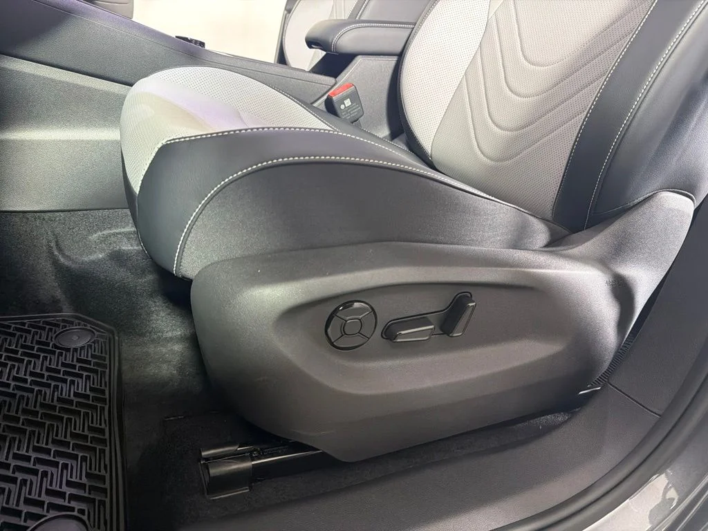 New 2026 Gray Volkswagen 2.0T SE image 11
