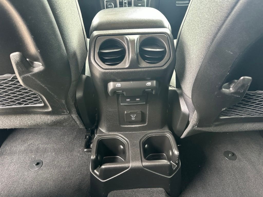 Used 2025 White Jeep Rubicon image 20
