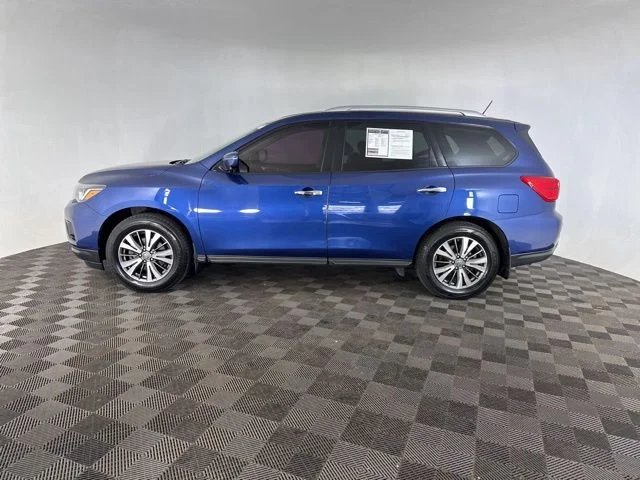 Used 2017 Blue Nissan SL image 10