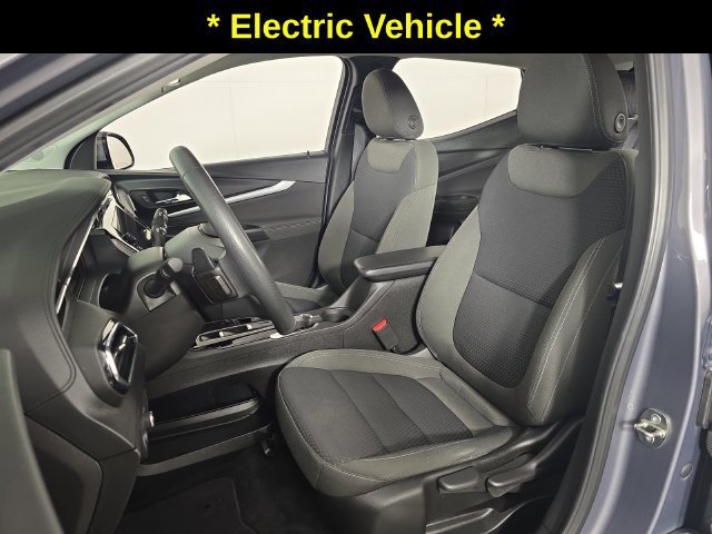 Used 2023 GRAY GHOST METALLIC Chevrolet LT image 22