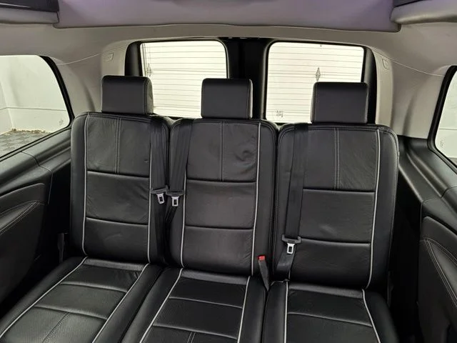Used 2019 Black Mercedes-Benz Metris by Explorer image 43