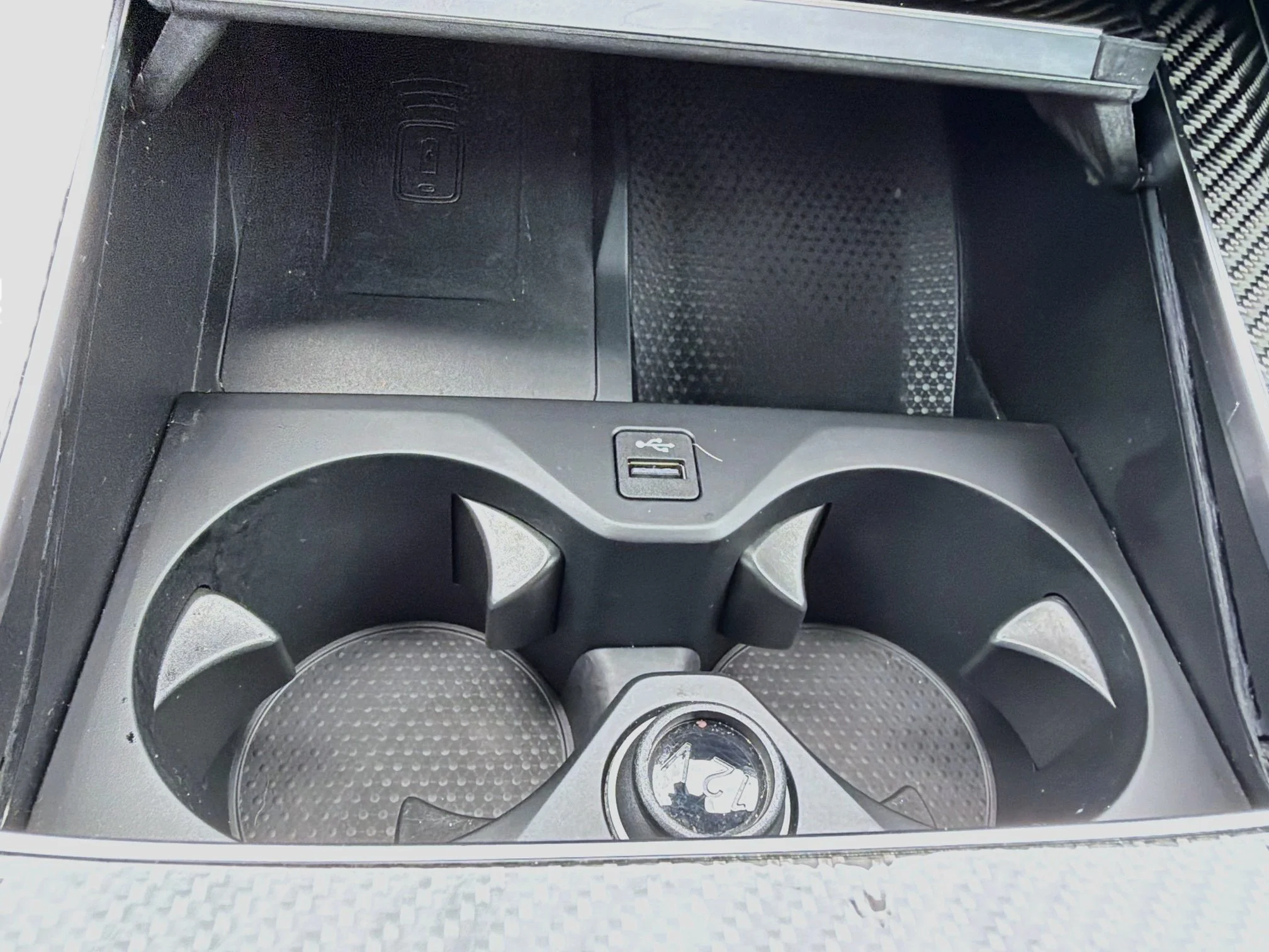 Used 2025 Black Sapphire Metallic BMW M60i image 32