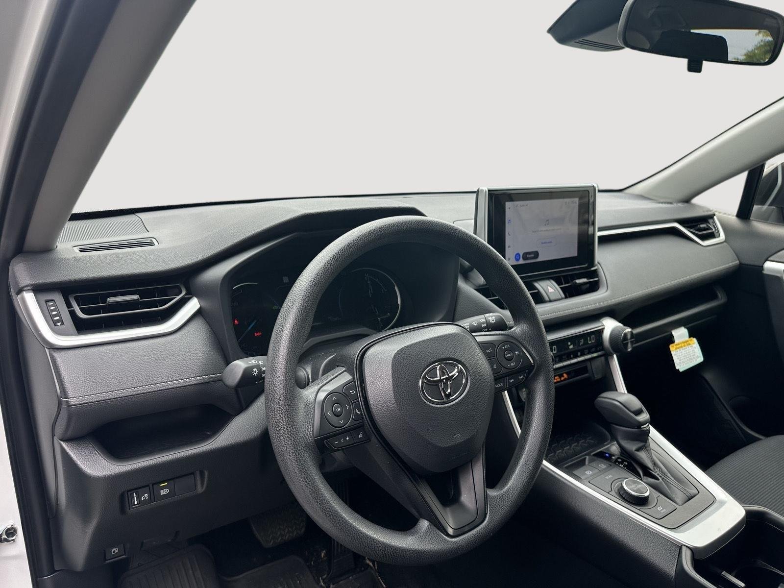 Certified Used 2025 Ice Cap Toyota Hybrid LE image 28