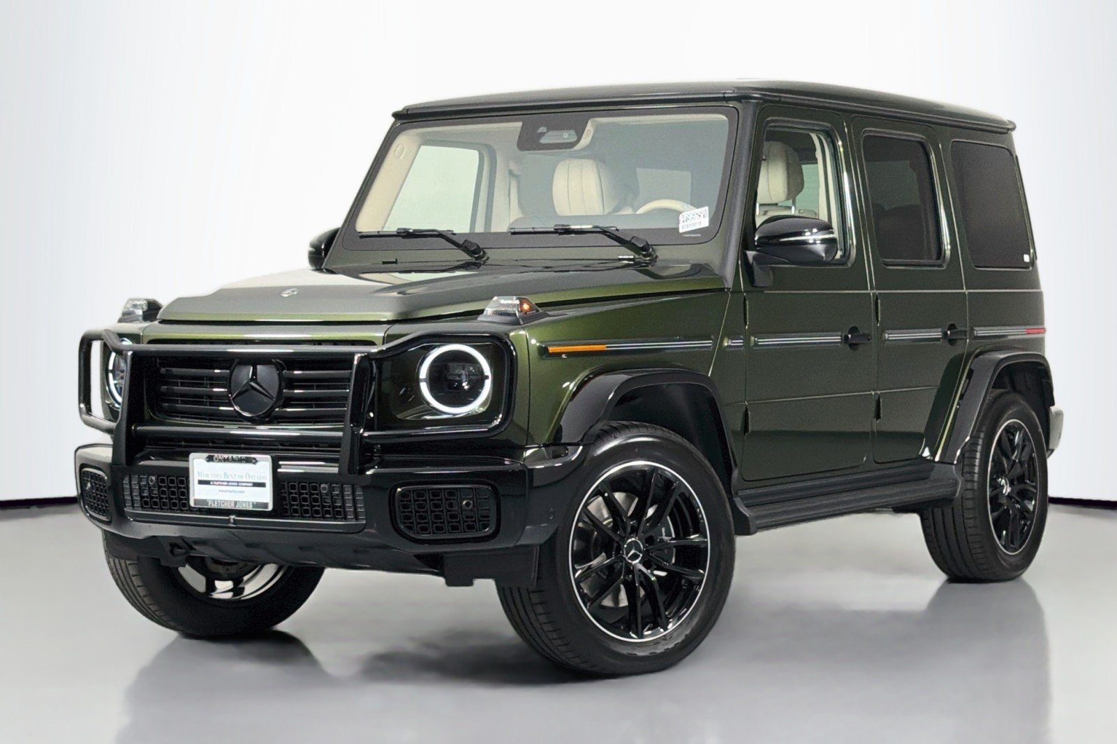 Certified Used 2025 MANUFAKTUR Olive Metallic Mercedes-Benz G 550 image 1