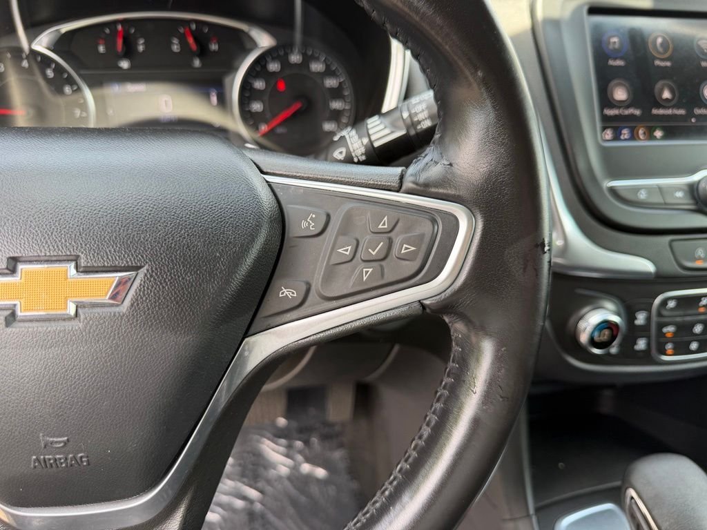 Used 2022 Silver Ice Metallic Chevrolet LT image 19