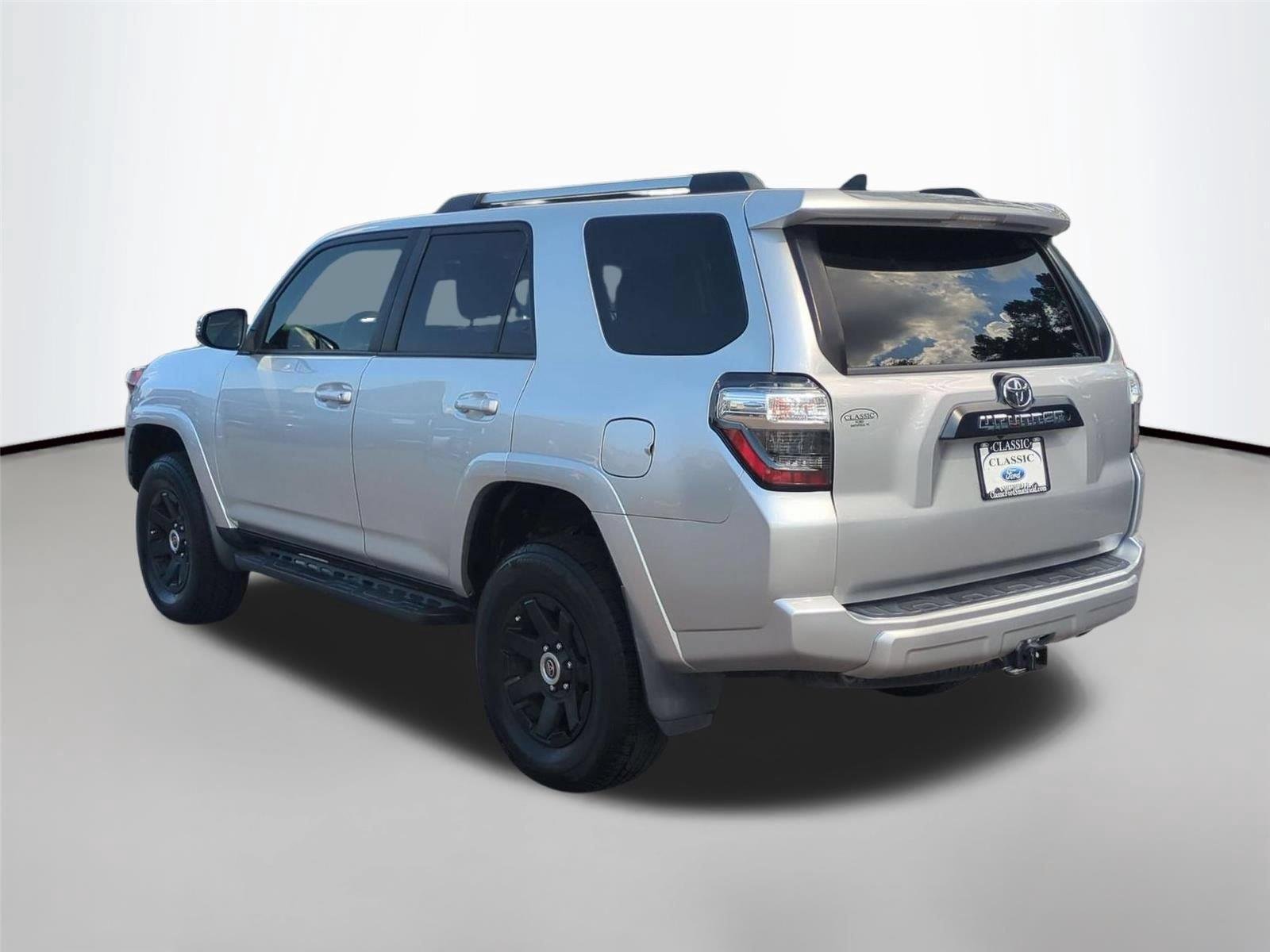 Used 2018 Classic Silver Metallic Toyota TRD Off-Road Premium image 3