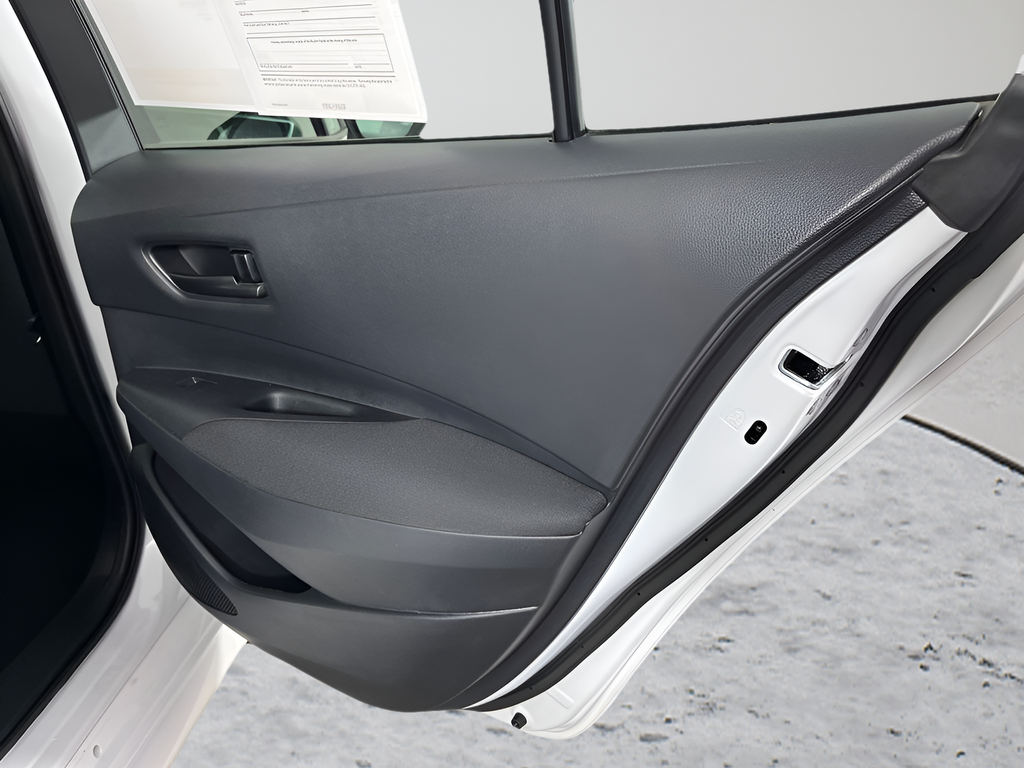Used 2025 Ice Toyota LE image 13