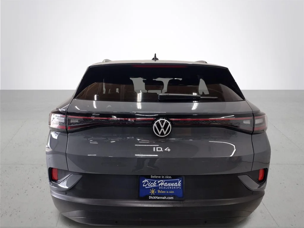 Used 2023 Gray Volkswagen Pro S image 12