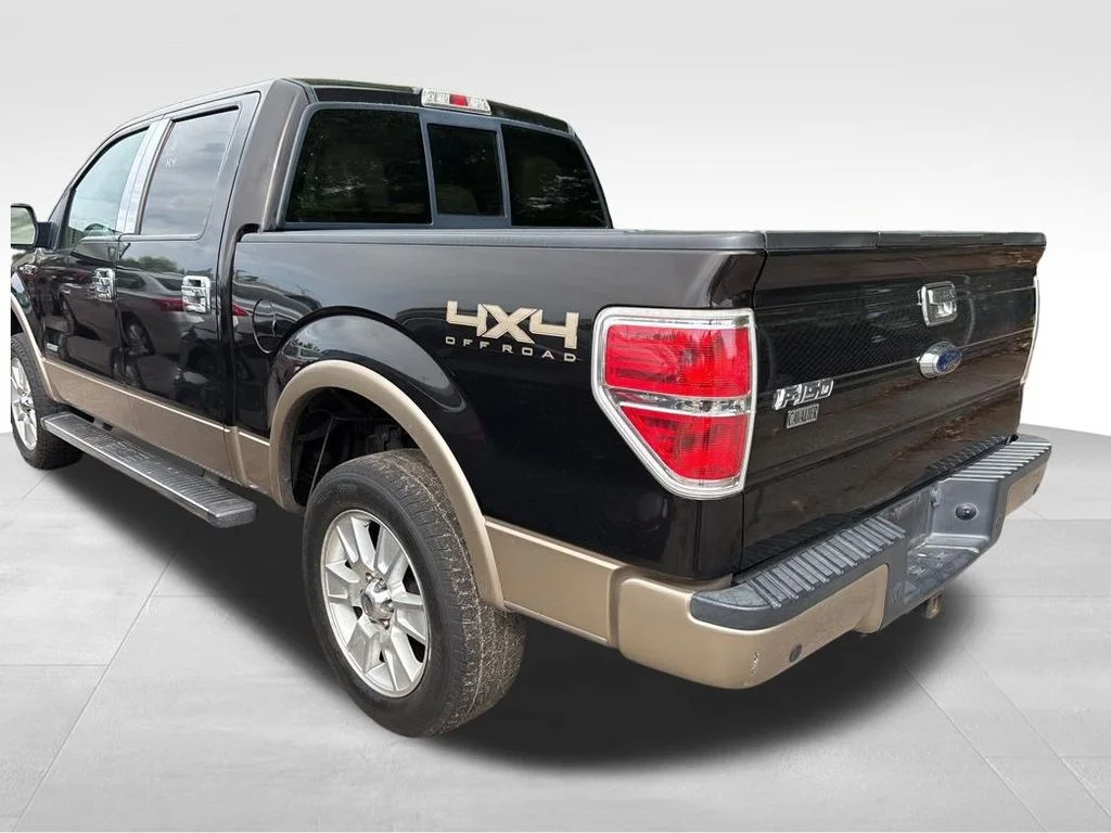 Used 2013  Ford Lariat image 5