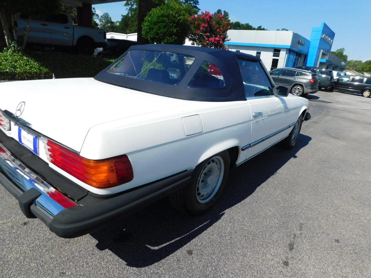 Used 1980 White Mercedes-Benz Convertible image 8