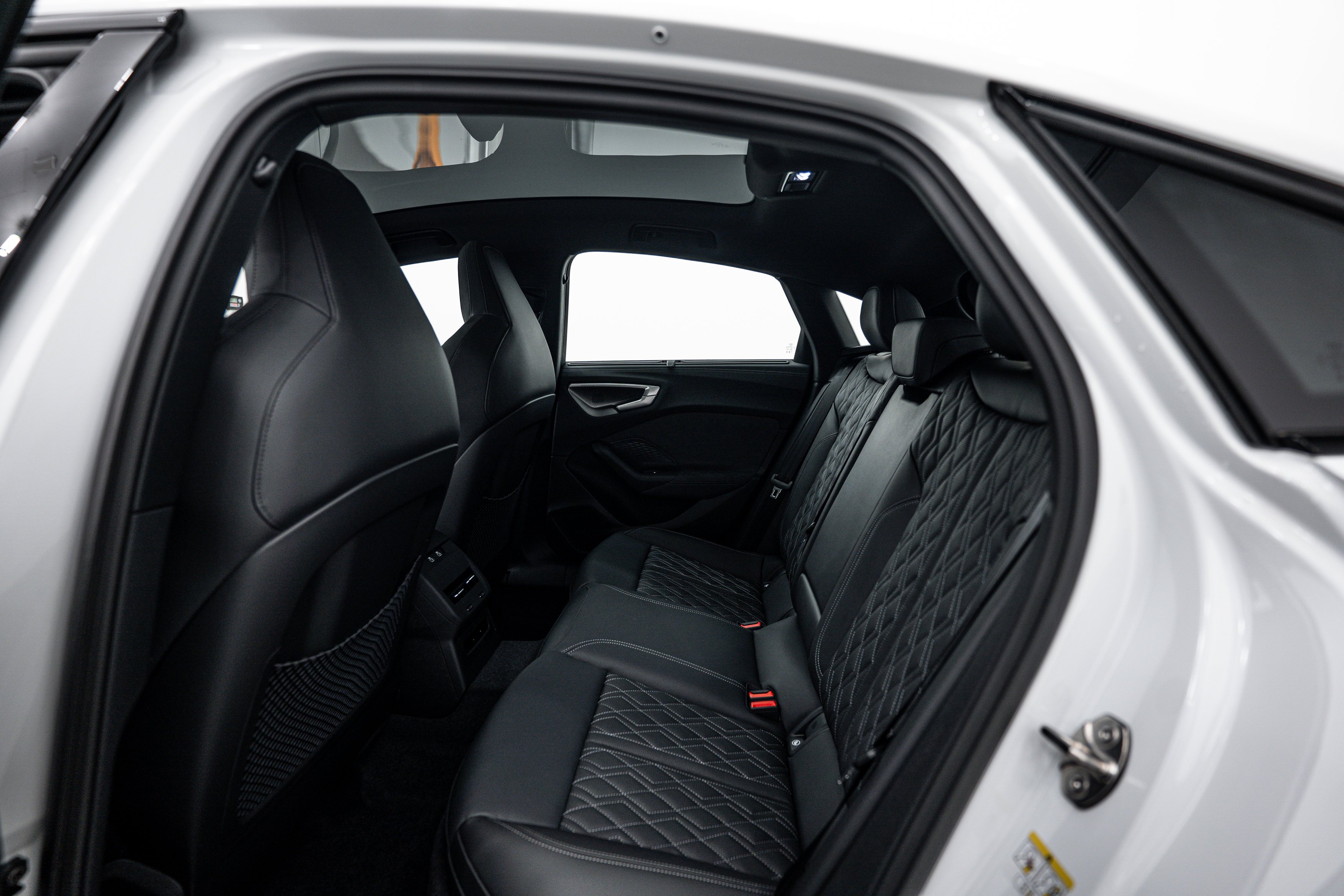 New 2026  Audi Premium Plus image 18