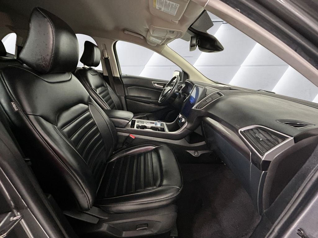 Used 2023 Gray Ford SEL image 13