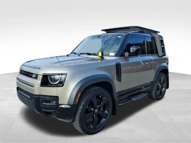 Used 2023 Gray Land Rover V8 image 2