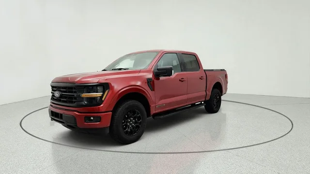 2024 Ford F-150 XLT 4WD SuperCrew 5.5' Box w/ 302A, PowerBoost, Black Appearance