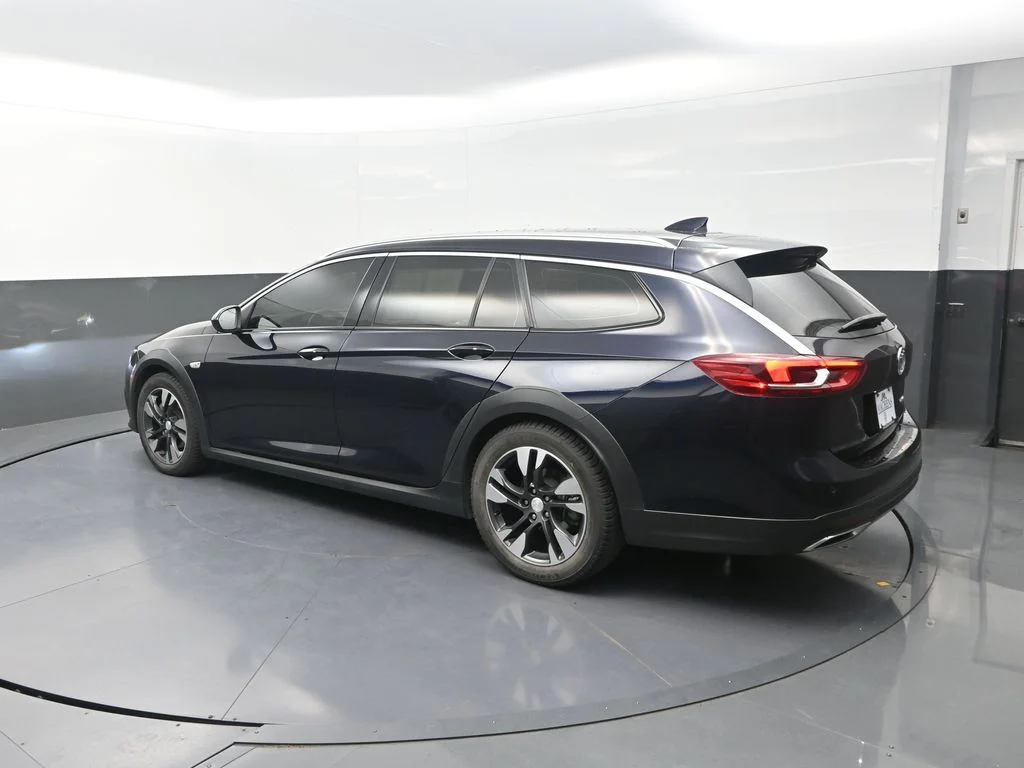 Used 2019 Blue Buick Preferred image 8