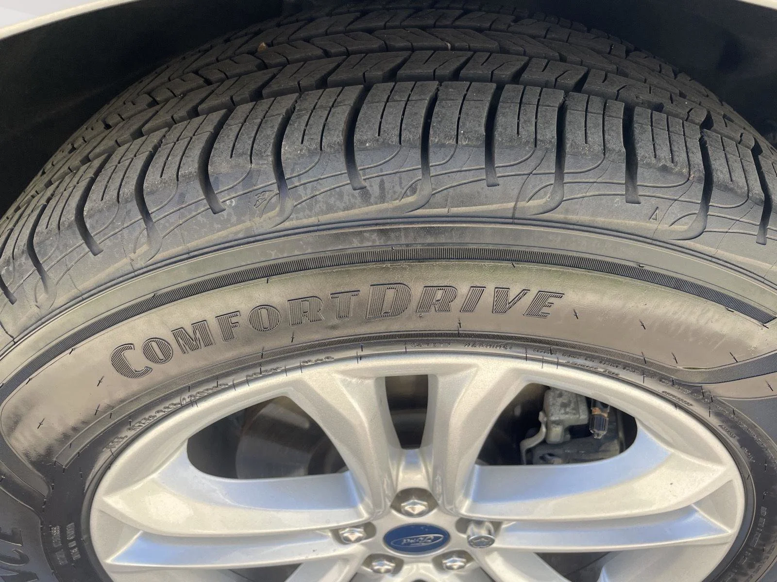 Used 2020 Magnetic Ford SEL image 8