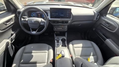 Used 2025 Shadow Black Ford Badlands image 24