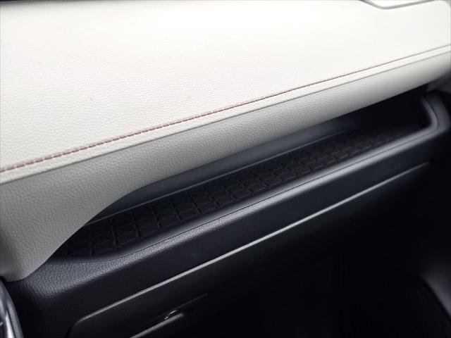 Certified Used 2024 MAGNETIC GRAY MET. Toyota  image 34
