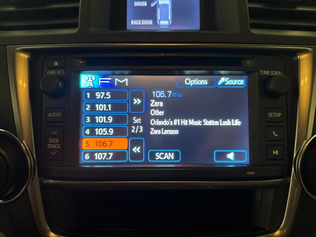 Used 2013 Gray Toyota Base image 24