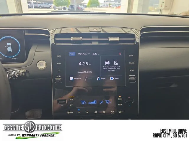 Used 2024 White Hyundai SEL image 18