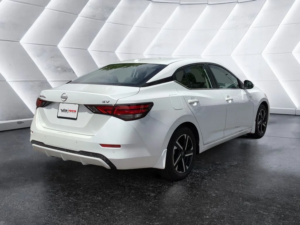 Used 2024 White Nissan SV image 4