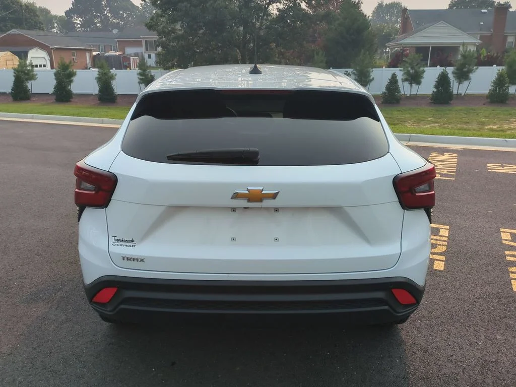 Used 2024 White Chevrolet LS image 5