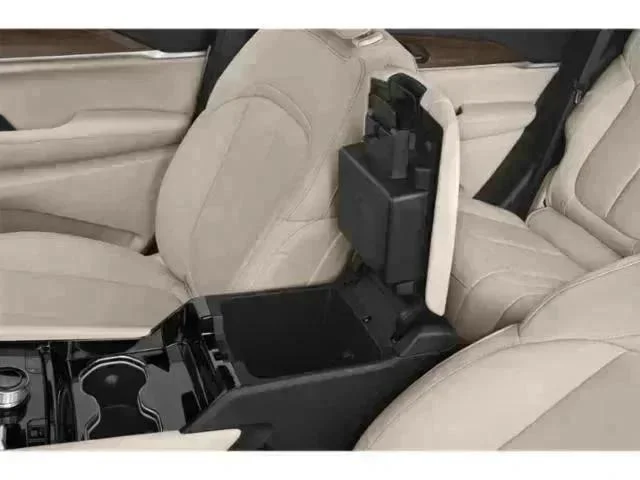 New 2023 Hydro Blue Pearl-Coat Exterior Paint Jeep Overland image 11