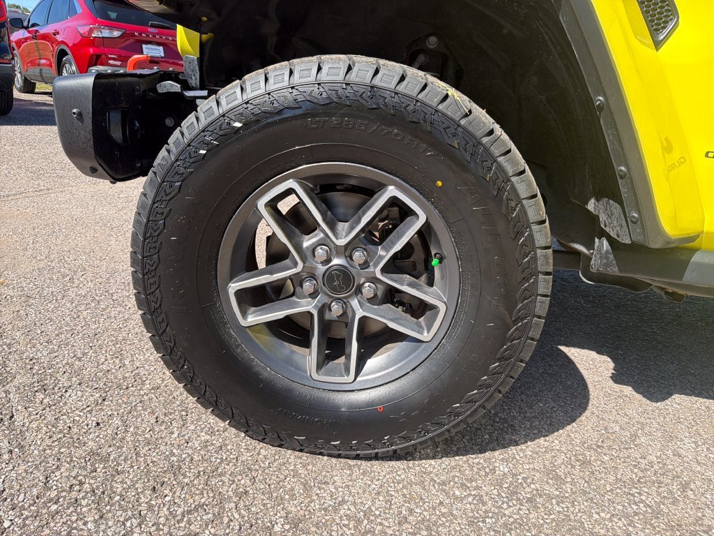 Used 2024 Yellow Jeep Mojave image 11