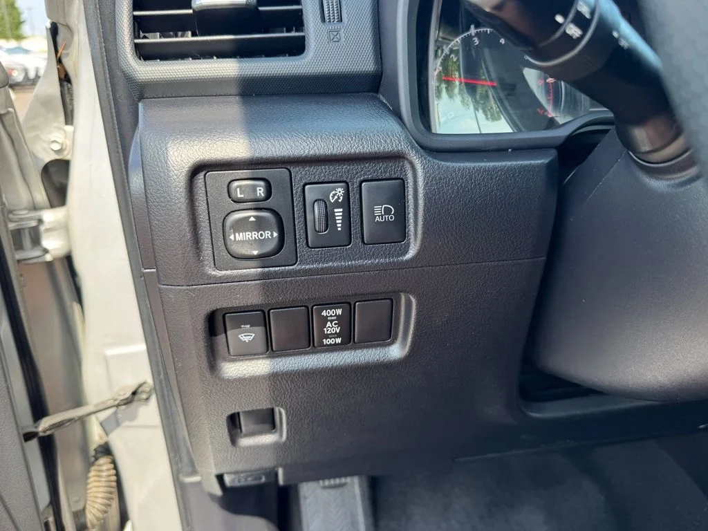 Used 2021 Silver Toyota SR5 image 18