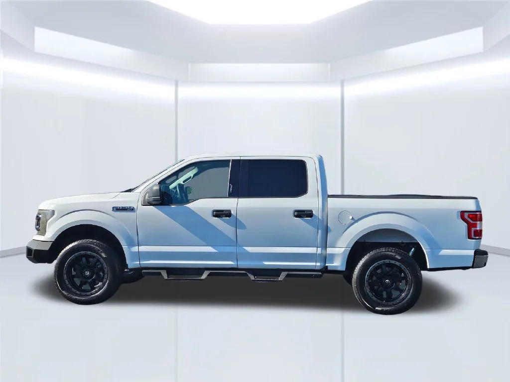 Certified Used 2018 White Ford XLT image 20
