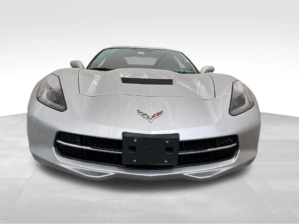 Used 2016 Silver Chevrolet Stingray image 9