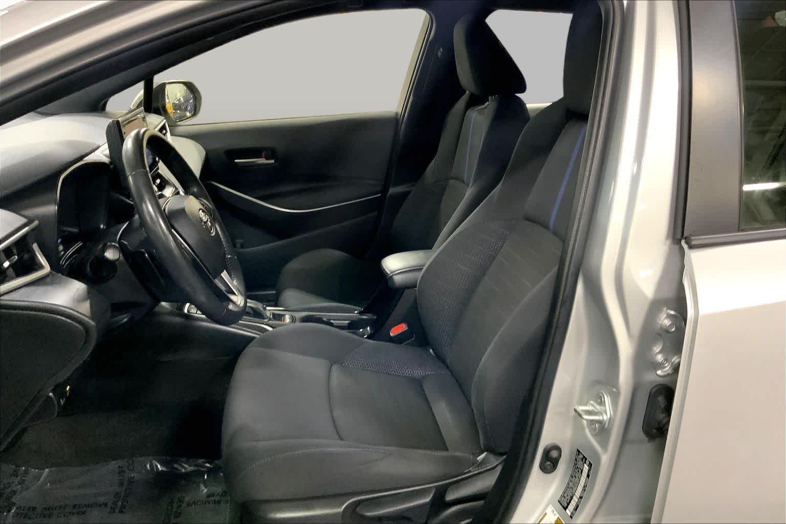 Used 2022 Classic Silver Metallic Toyota SE image 8