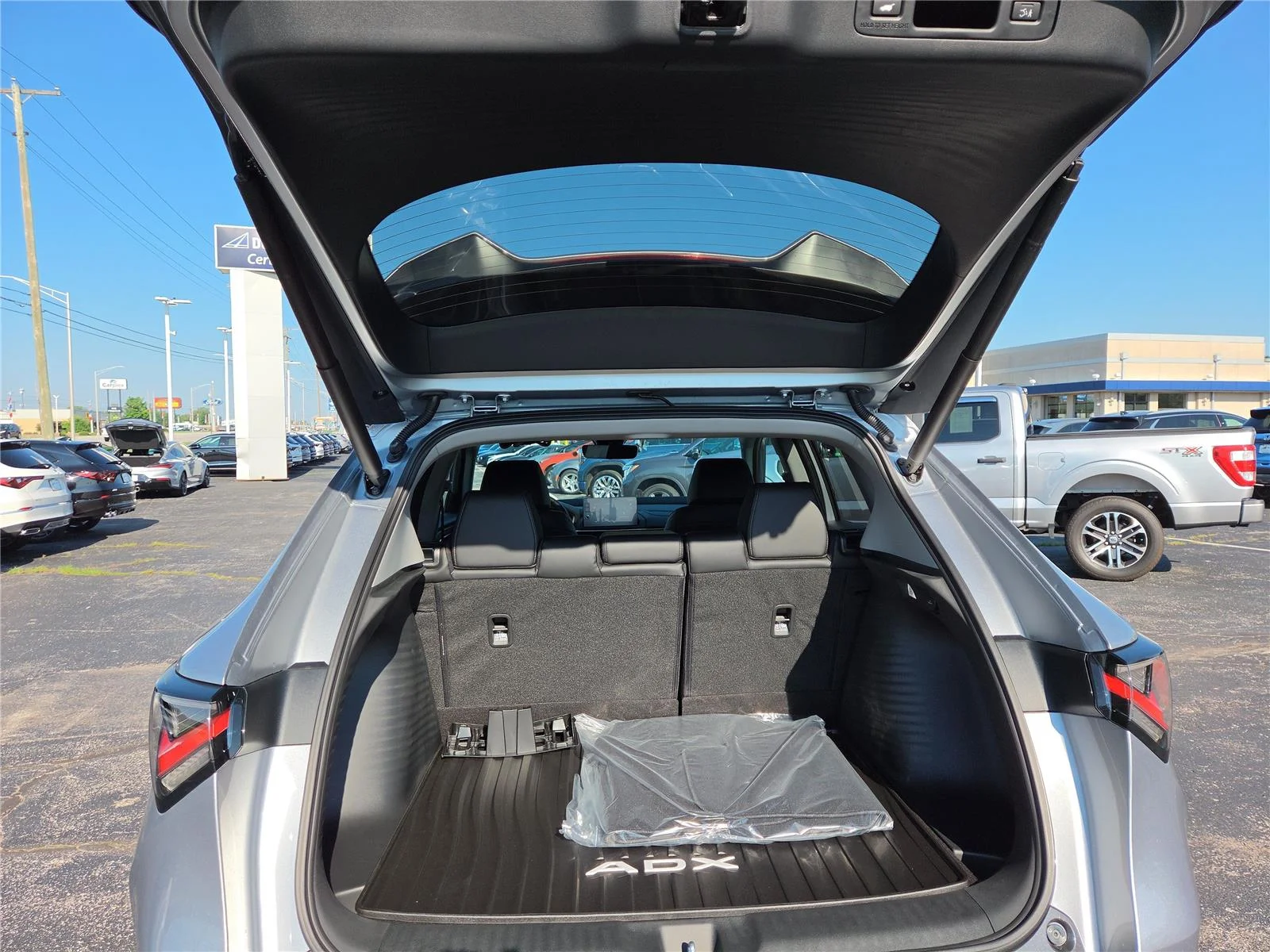 New 2026 Solar Silver Metallic Acura BASE image 30