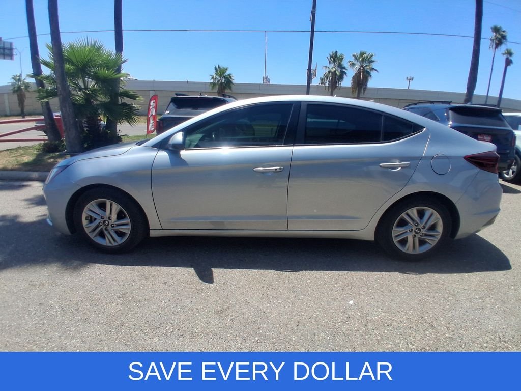 Used 2020 Silver Hyundai Value Edition image 4