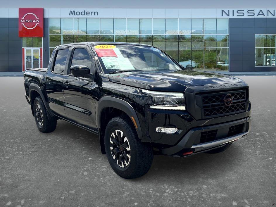 Used 2024 Super Black Nissan PRO-4X image 3