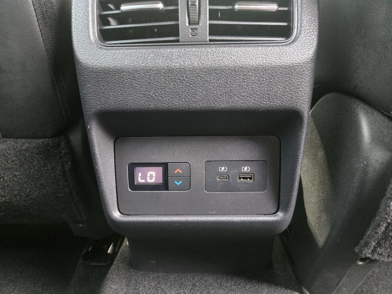 Used 2021 Boulder Gray Pearl Nissan SL image 31