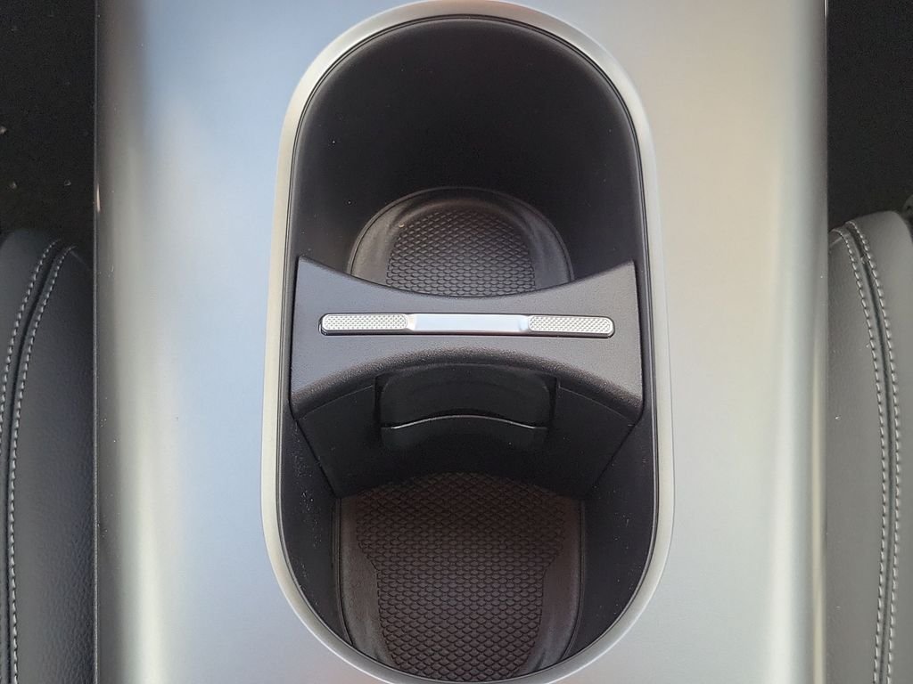 New 2027 Polar White Mercedes-Benz CLA 250+ image 17