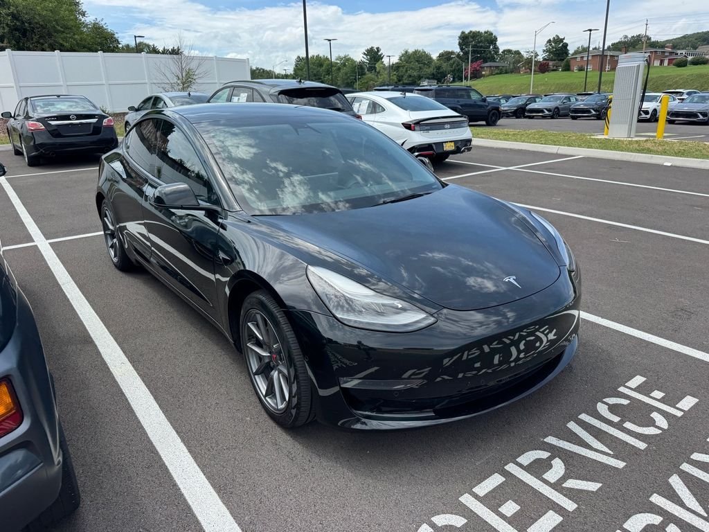 Used 2021 Black Tesla Long Range image 8