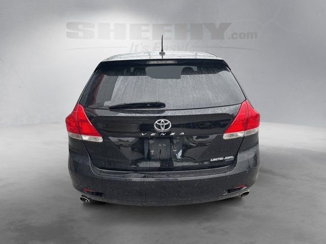 Used 2012 Black Toyota Limited image 14