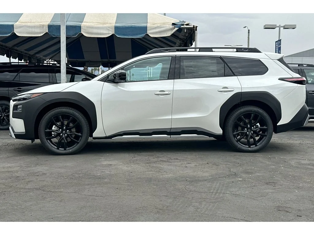 New 2026 CRYSTAL WHITE PEARL Subaru Touring image 7