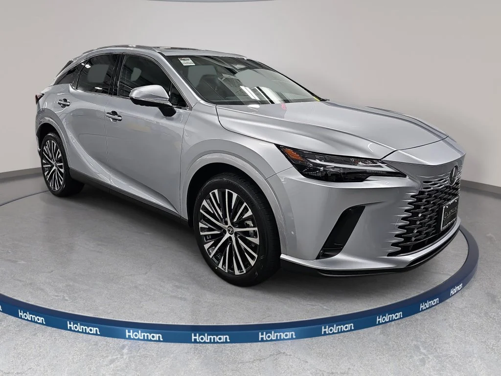 New 2026 Iridium Lexus PREMIUM PLUS image 3
