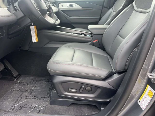 New 2026 Gray Ford Active image 13