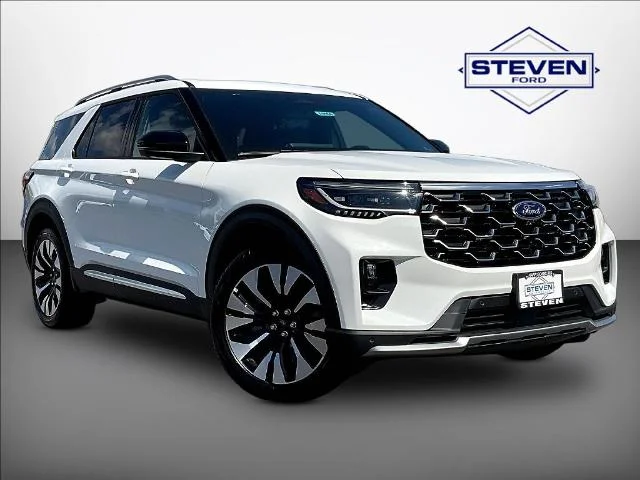 New 2026 Star White Metallic Tri-Coat Ford Platinum™ image 43