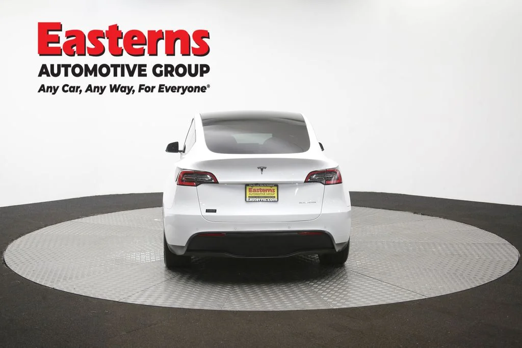 Used 2021 White Tesla Long Range image 33